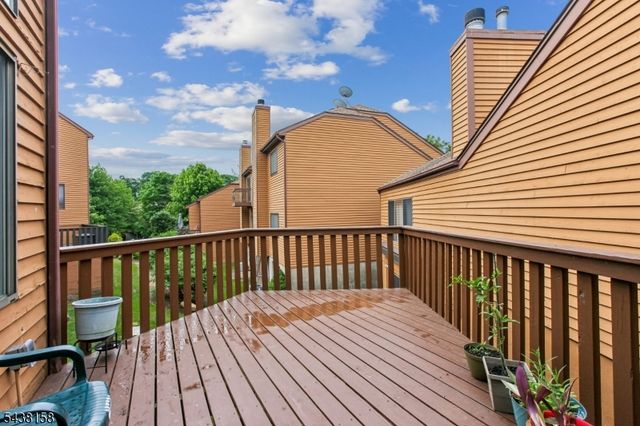 36 Hickory Hill Ct, Rockaway Twp., NJ 07866