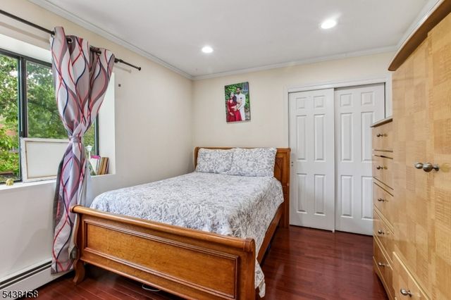 36 Hickory Hill Ct, Rockaway Twp., NJ 07866