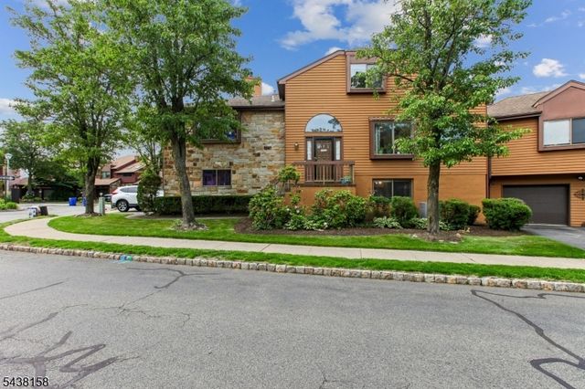 36 Hickory Hill Ct, Rockaway Twp., NJ 07866