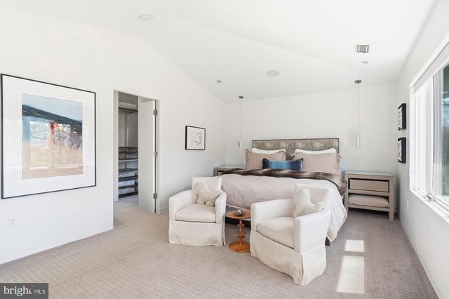 6016 CHESTERBROOK RD, Mclean, VA 22101
