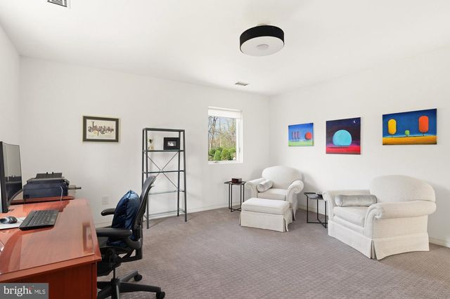 6016 CHESTERBROOK RD, Mclean, VA 22101