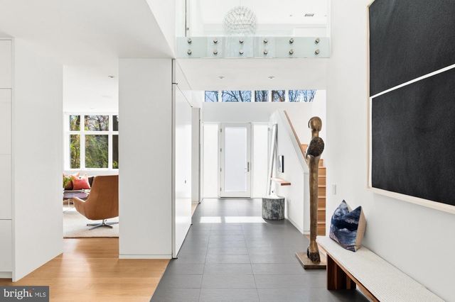 6016 CHESTERBROOK RD, Mclean, VA 22101