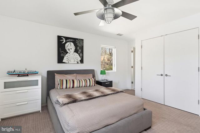 6016 CHESTERBROOK RD, Mclean, VA 22101