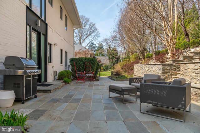 6016 CHESTERBROOK RD, Mclean, VA 22101