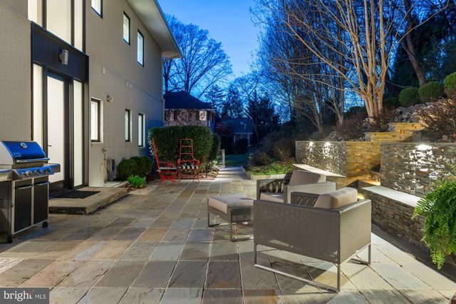 6016 CHESTERBROOK RD, Mclean, VA 22101