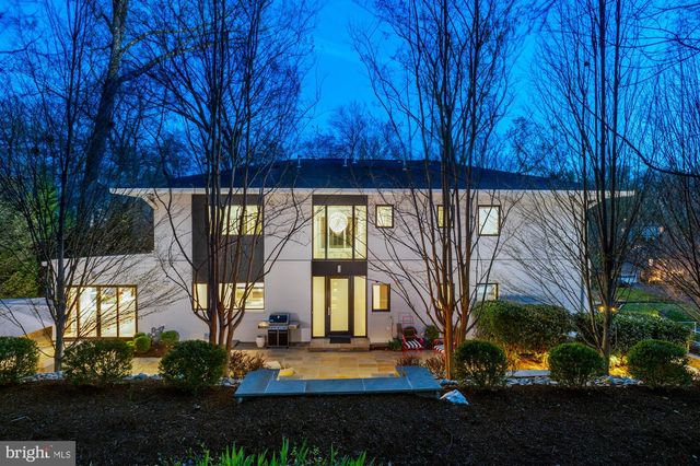 6016 CHESTERBROOK RD, Mclean, VA 22101