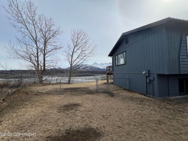 743 N Gulkana Court, Palmer, AK 99645