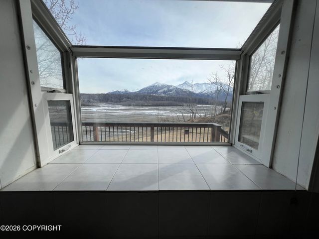 743 N Gulkana Court, Palmer, AK 99645