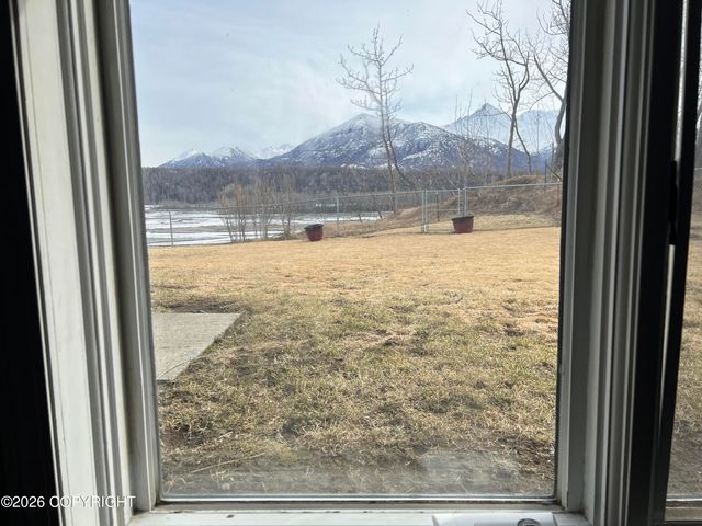 743 N Gulkana Court, Palmer, AK 99645