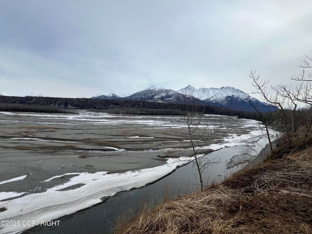 743 N Gulkana Court, Palmer, AK 99645