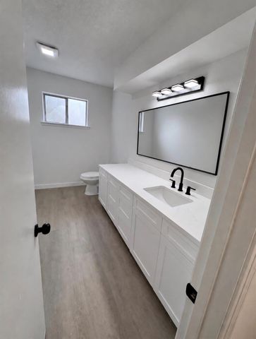 11211 Broken Sky Drive, Houston, TX 77064
