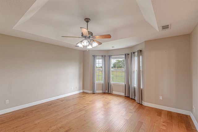 5538 County Road 3214, Lone Oak, TX 75453