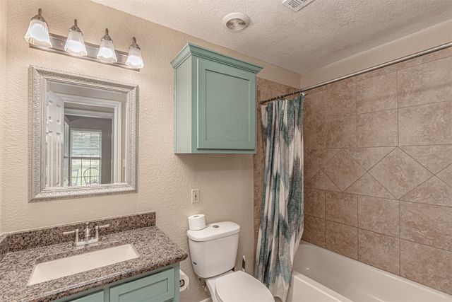 5538 County Road 3214, Lone Oak, TX 75453