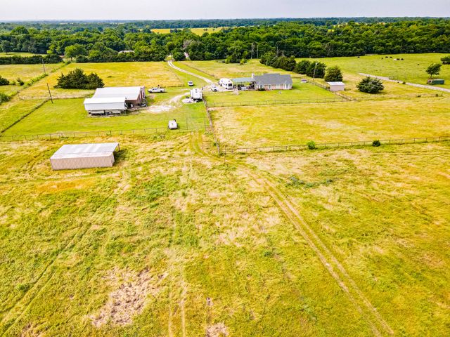 5538 County Road 3214, Lone Oak, TX 75453