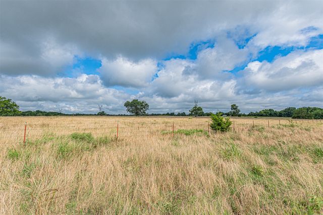 5538 County Road 3214, Lone Oak, TX 75453