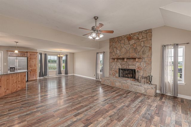 5538 County Road 3214, Lone Oak, TX 75453