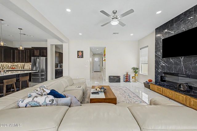 2295 E ATHENA Avenue, Gilbert, AZ 85297