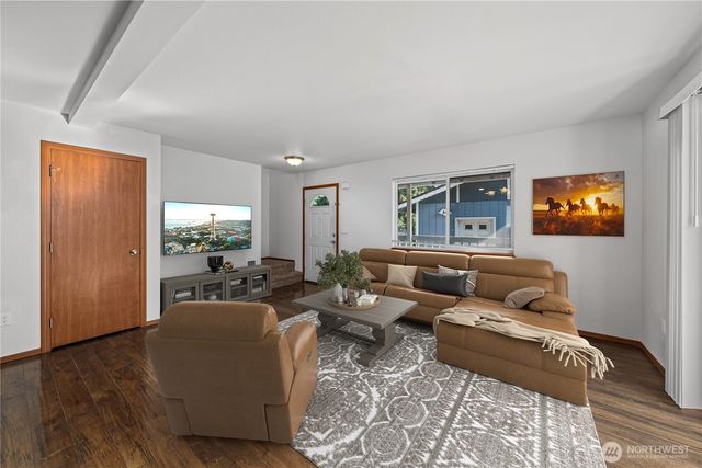 13512 Prairie Ridge Drive E, Bonney Lake, WA 98391