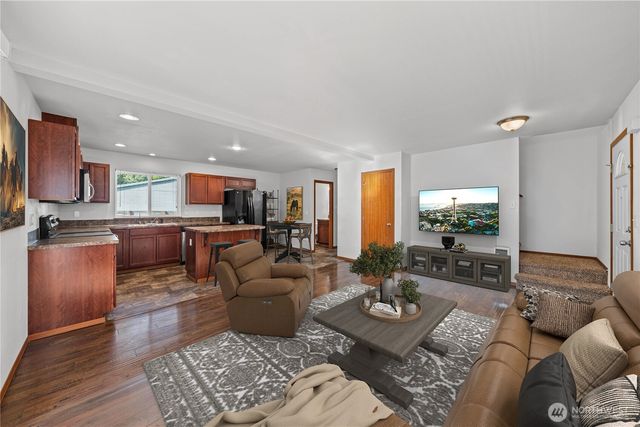 13512 Prairie Ridge Drive E, Bonney Lake, WA 98391