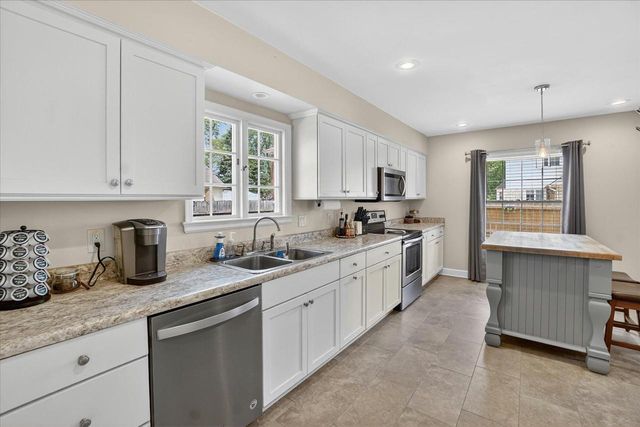 14 E Rockwell STREET, Elkhorn, WI 53121