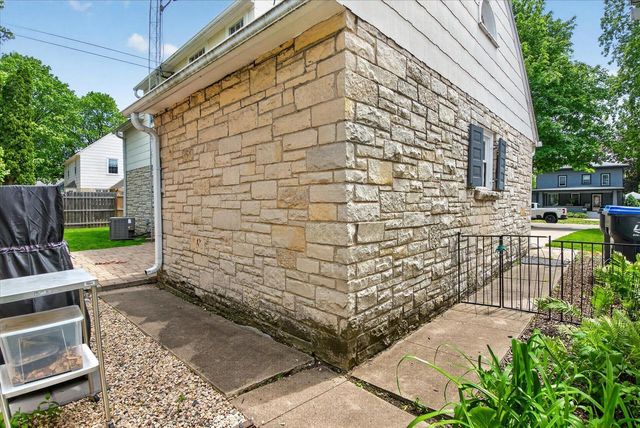 14 E Rockwell STREET, Elkhorn, WI 53121