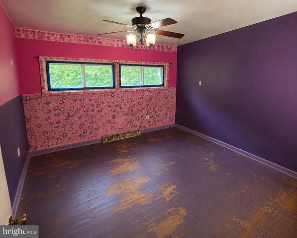 2070 SANDALWOOD CT, York, PA 17404