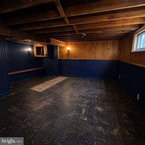 2070 SANDALWOOD CT, York, PA 17404