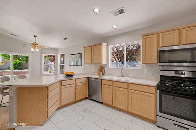 3206 Stony Meadows Circle NE, Rio Rancho, NM 87144