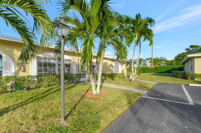 13602 Via Flora Apt C, Delray Beach, FL 33484