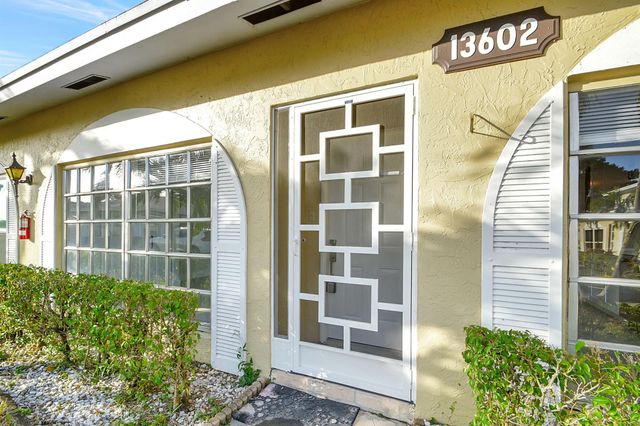 13602 Via Flora Apt C, Delray Beach, FL 33484