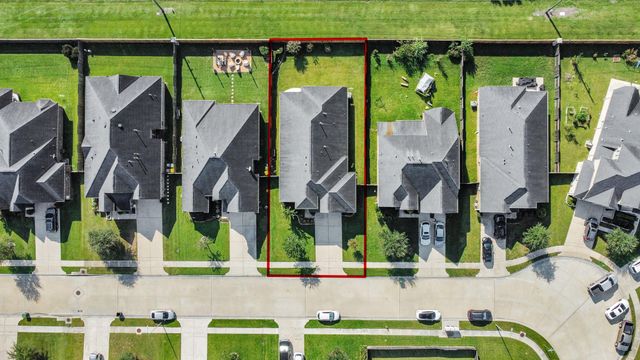 2008 Granite Pass Drive, Pearland, TX 77581