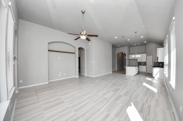 2008 Granite Pass Drive, Pearland, TX 77581