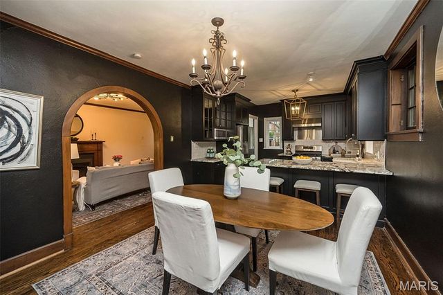 789 Yale Avenue, University City, MO 63130
