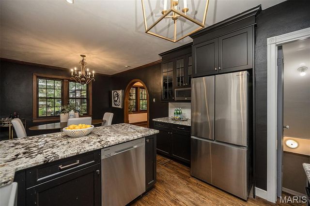 789 Yale Avenue, University City, MO 63130