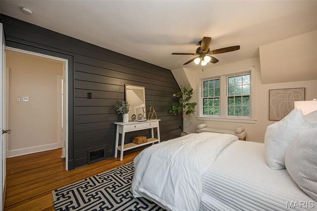 789 Yale Avenue, University City, MO 63130