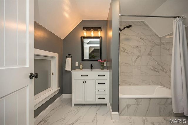 789 Yale Avenue, University City, MO 63130
