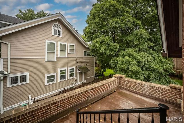 789 Yale Avenue, University City, MO 63130