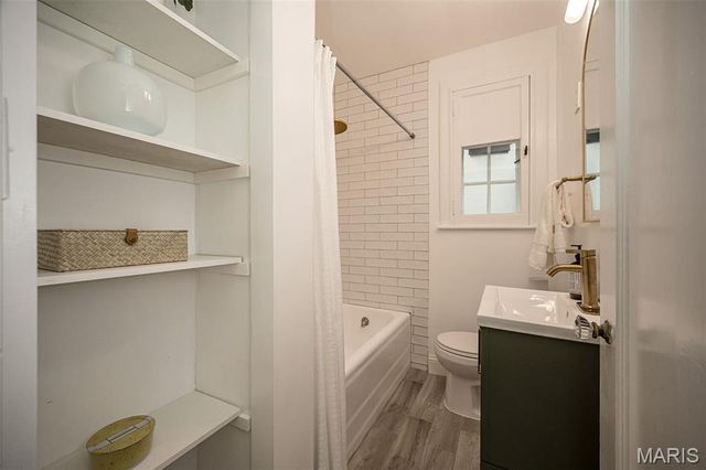 789 Yale Avenue, University City, MO 63130