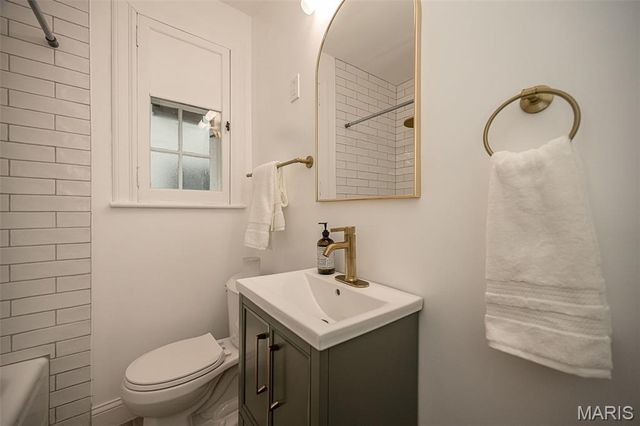 789 Yale Avenue, University City, MO 63130