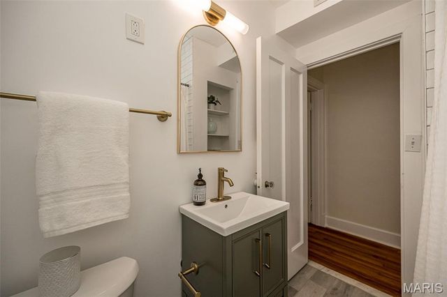 789 Yale Avenue, University City, MO 63130