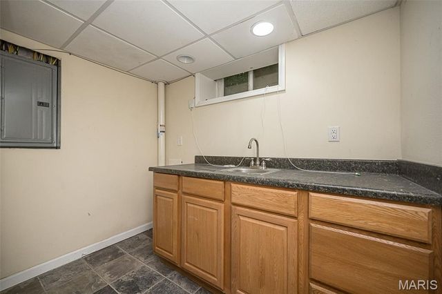 789 Yale Avenue, University City, MO 63130