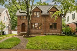 789 Yale Avenue, University City, MO 63130