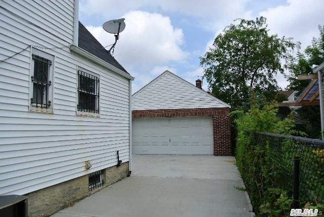 121-01 196th Street, Springfield Gardens, NY 11413