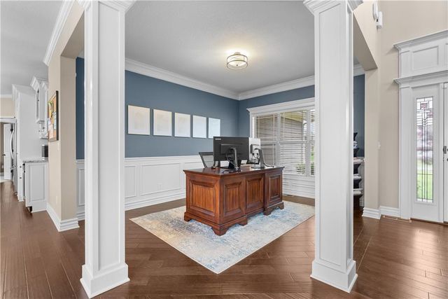 405 SE Mill Creek Circle, Lee's Summit, MO 64063