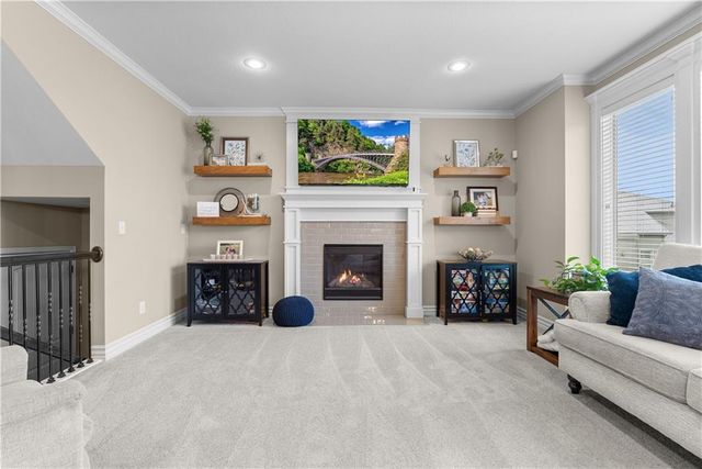 405 SE Mill Creek Circle, Lee's Summit, MO 64063