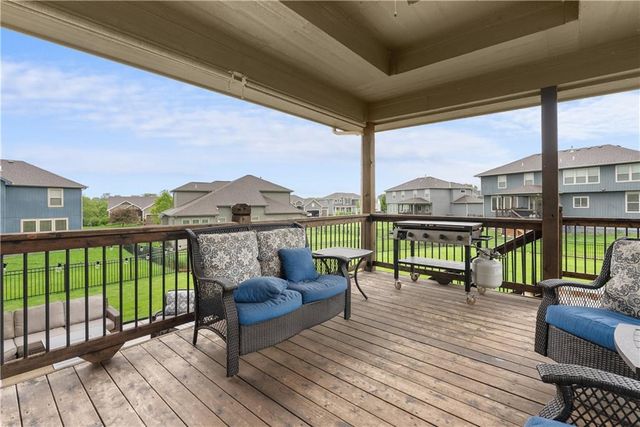 405 SE Mill Creek Circle, Lee's Summit, MO 64063