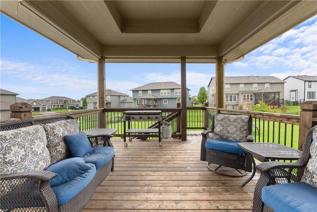 405 SE Mill Creek Circle, Lee's Summit, MO 64063
