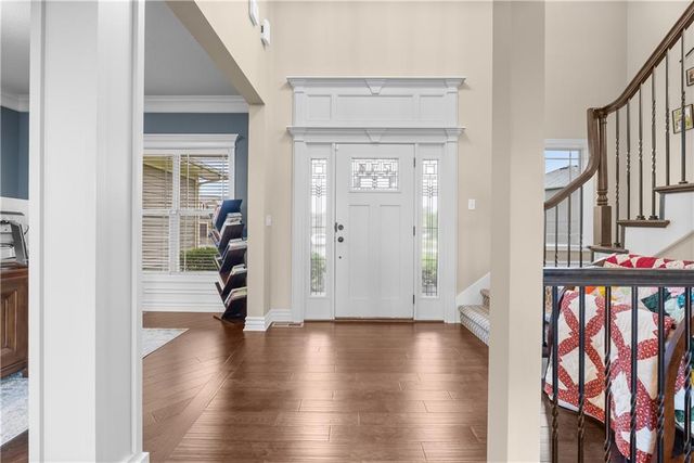 405 SE Mill Creek Circle, Lee's Summit, MO 64063