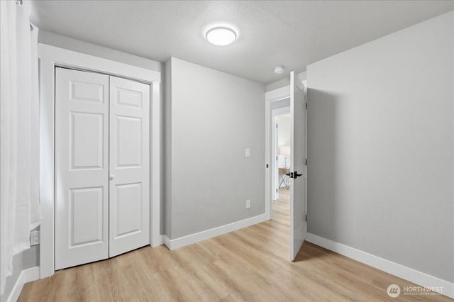 1724 N Narrows Drive, Tacoma, WA 98406