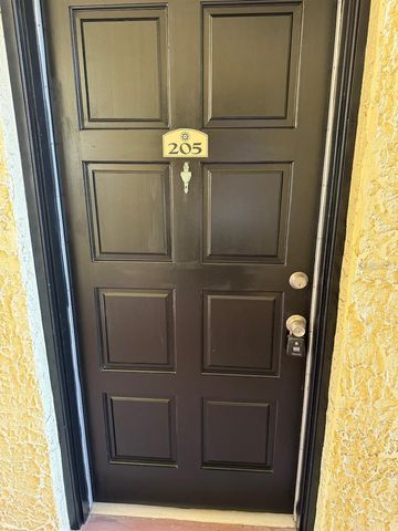 5304 W KENNEDY BOULEVARD 205, Tampa, FL 33609